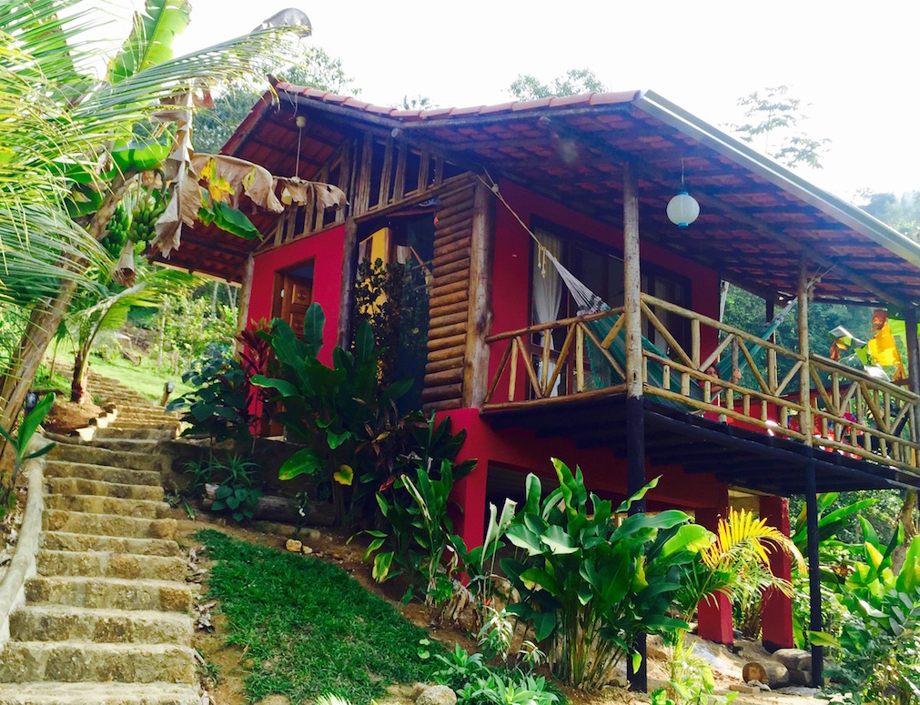 Chalé Vermelho Casa Tambor