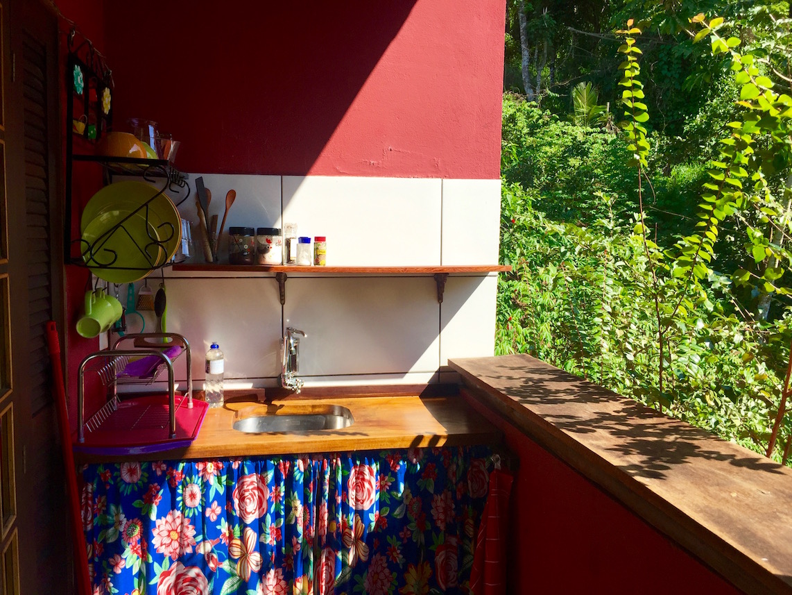 Chalé Vermelho - the outdoor kitchen